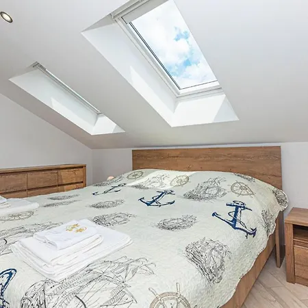 Lovely In With Kitchen Apartment Pirovac